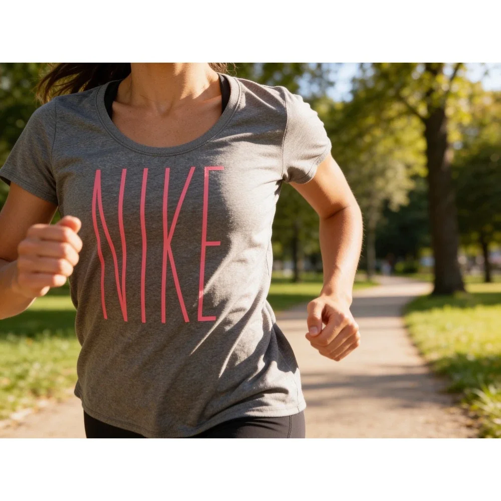 Nike Dri-FIT‎ Womens XL Gray Pink Graphic Logo Scoop Neck Short Sleeve T-Shirt
